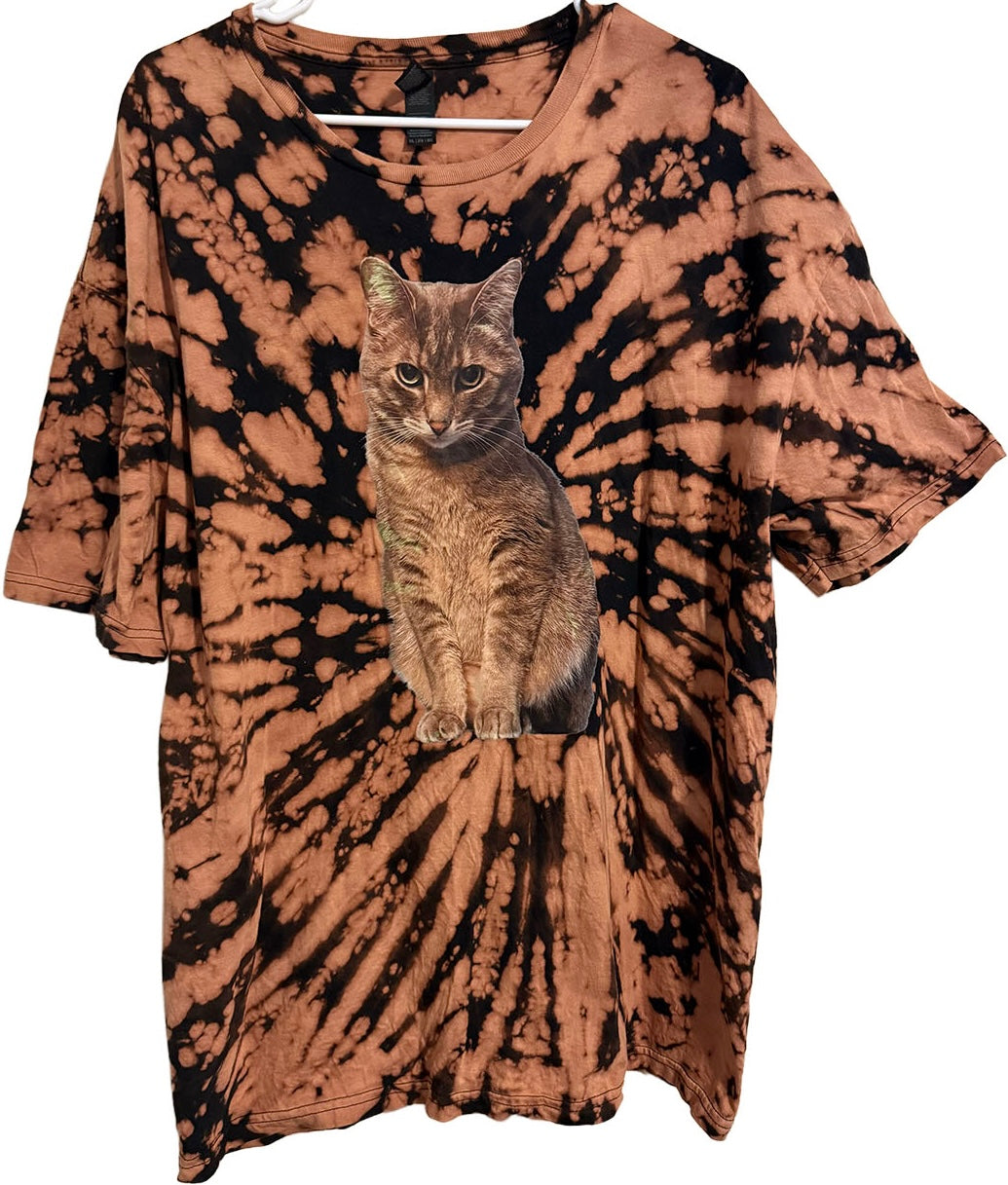 Moody Cat #2 2XL